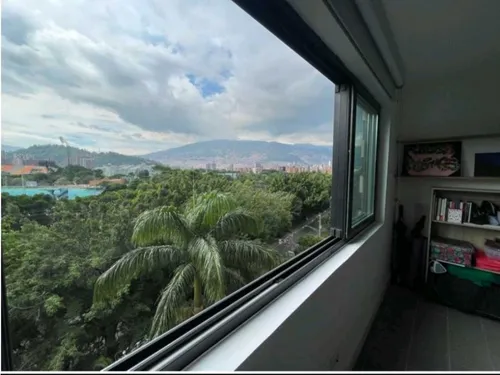 Vendo Apartamento Totamente Amoblado En Laureles Florida Nueva