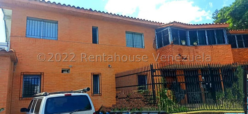 Hermoso Apartamento Actualizado En San Bernardino