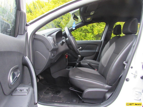 Imagen 7 de 25 de Renault Sandero 1.6 Polar