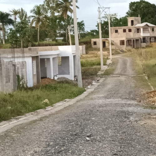 Imagen 6 de 11 de Se Vende Solar Super Económicos Mas Barato De Ahí No Lo Hay En El Residencial Privado En Villa Mella