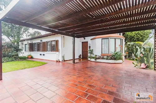 Casa 5 Ambientes, Una Planta Con Pileta En Aranjuez!