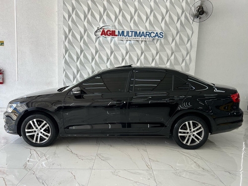 Volkswagen Jetta 2.0 Comfortline Flex Aut 4p