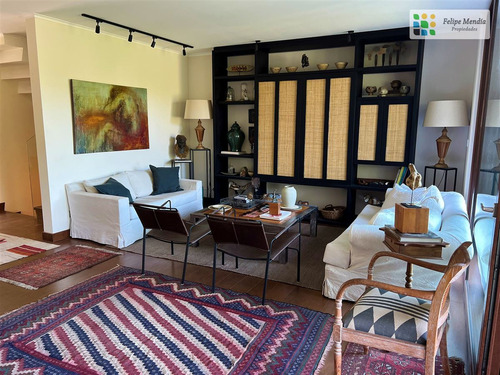 Triplex En Venta Con Jardín Y Piscina Excelente Conectividad