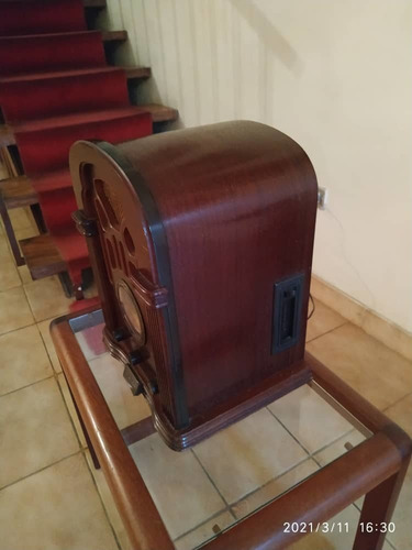 Radio Antiguo Marca Thomas