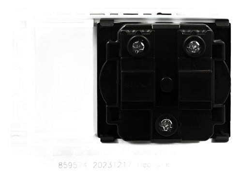 Tomacorriente Schuko 2p+t 250v 16a Empotrable Lyra Steck