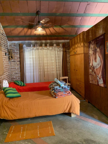 Alquiler Anual. Casa En San Antonio De Arredondo Con Piscina.
