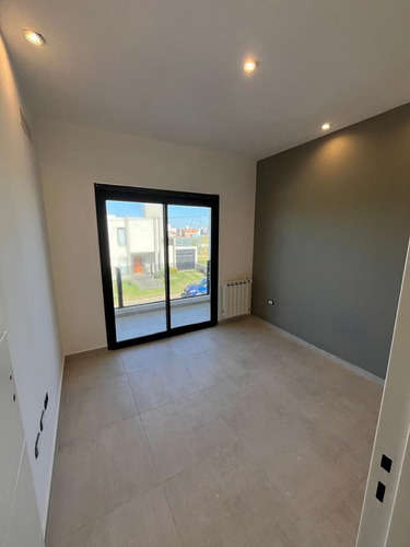 Venta Duplex 3 Dormitorios Nuevo Rincones Mananti