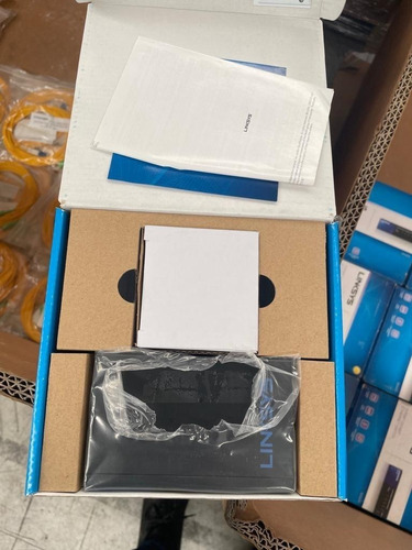 Switch Linksys Se3005 Gigabit De 5 Puertos (Usado)