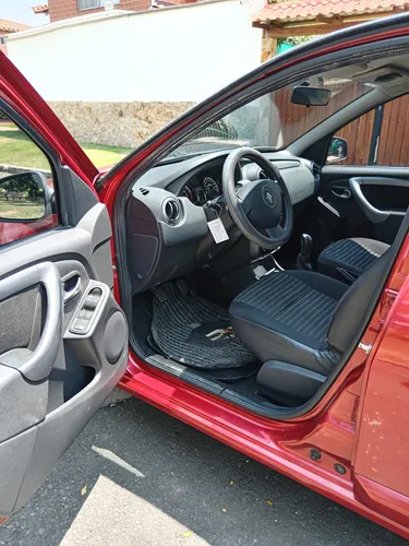 Renault Sandero 1.6 Dynamique 110 hp