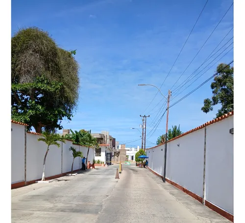 Terreno En Urb. Vistamar.