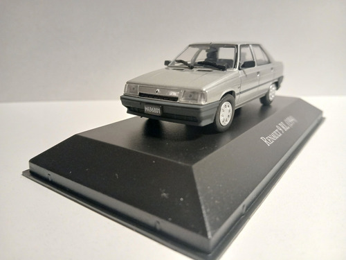 Autos Inolvidables Argentinos Salvat 1.43 + Tapa De Acrílico Renault 9 Rl 1994