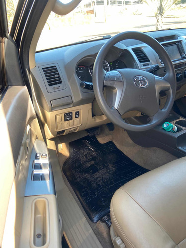 Imagem 10 de 10 de Toyota Hilux Sw4 Sr 2.7 4x2 Flex