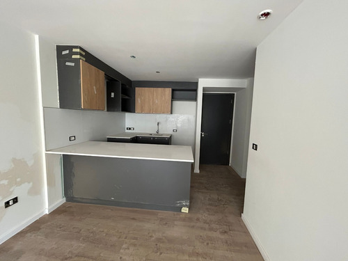 Apartamento 2 Dormitorios Sobre Av. Italia Y Centenario - A Estrenar!