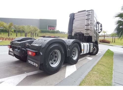Imagem 6 de 15 de Fh 540 6x4