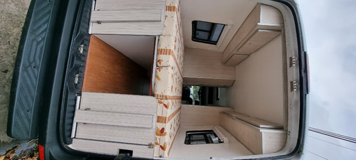 Imagen 8 de 19 de Motorhome Mercedes Benz Sprinter 515 Pbarbus