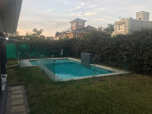 Casa En Venta En Valle Escondido - Los Cielos