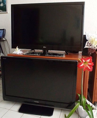 Imagen 2 de 3 de Tv Toshiba 37, Para Reparar O Repuestos