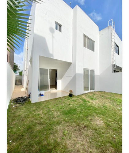 Casa En Venta En Palmaris