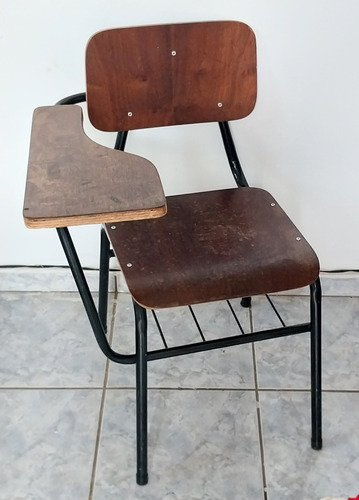 Carteira Universitária, Em Madeira Com Estrutura Tubular (Usado)