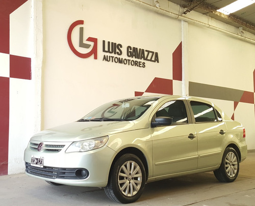 Volkswagen Voyage 1.6 Highline 101cv