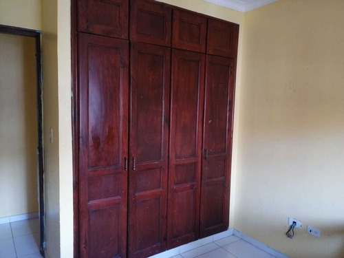 Vendo Apartamento En San Isidro 4to Nivel