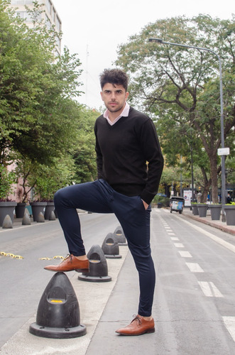 Imagen 3 de 6 de Sweaters Escote V Pullover Acrilico