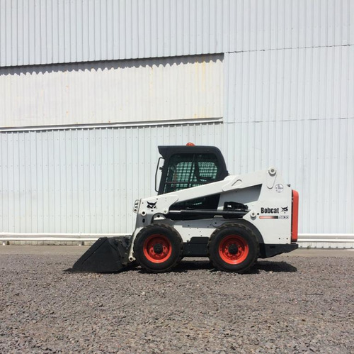 Minicargadora Bobcat S630 (usada), Desde