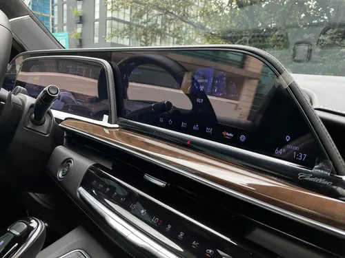 Cadillac Escalade 600d