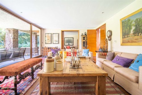 Vende Excelente Casa En Sector Los Nogales En Lo Barnechea