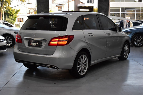 Imagen 6 de 12 de Mercedes Benz Clase B B200 1.6 Edition 156cv At 2017