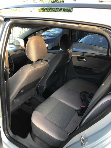 Volkswagen Suran 1.6 Comfortline 101cv 11a 2011