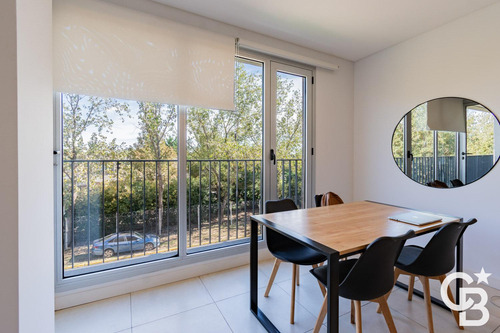 Venta/alquiler Departamento 2 Ambientes - Vilahaus, Ayres Vila