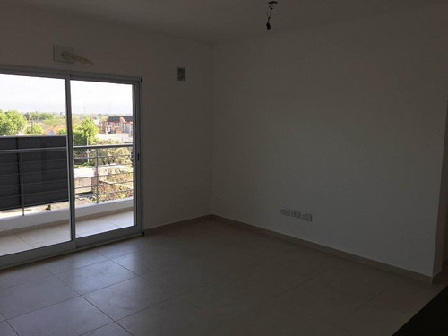 Imagen 7 de 13 de Excelente Depto 2 Ambientes 50m2 Totales - V. Ballester