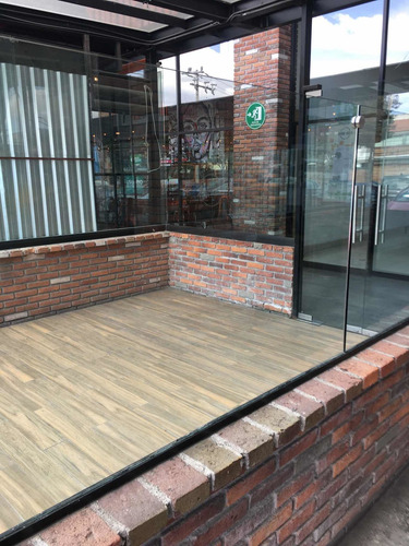 Imagen 2 de 12 de Local Comercial En Metepec, México. Plaza Mayor.