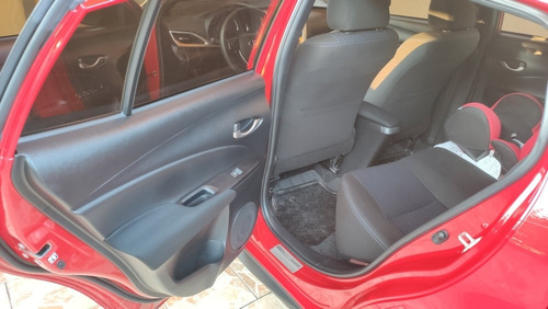 Imagem 9 de 13 de Toyota Yaris 2019 1.3 Xl Plus Tech 16v Cvt 5p