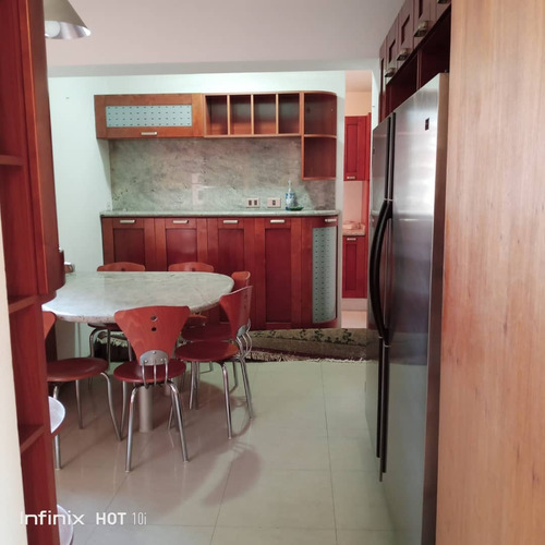 En Venta Lujoso Ph Urb. La Tahona De 420m2 / 4h / 7b / 4p / 1 M