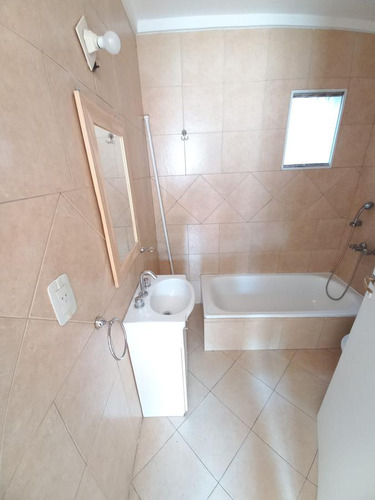 Almagro 4 Ambientes Divinos, Con Terraza Propia De 140 M2!!! Sup Cubierta 142 M2 Super Luminoso