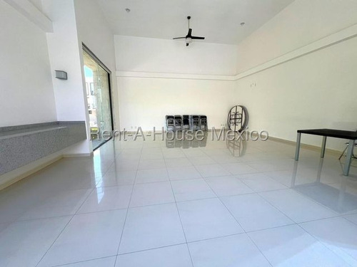 Casa En Renta En Santa Fe Juriquilla, Querétaro Sr