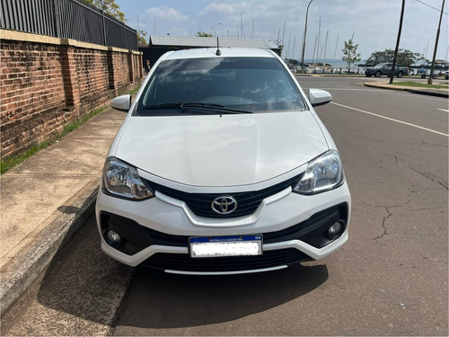 Toyota Etios 1.5 X 6mt My19
