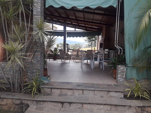 Inmobilia Group Vende Casa En Altos De Guataparo