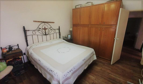 Imagen 9 de 27 de Casa 3 Dormitorios, 3 Baños Y Piscina -lote De 8 X 45 Mts Y 160 Mts 2 Cubiertos- La Plata