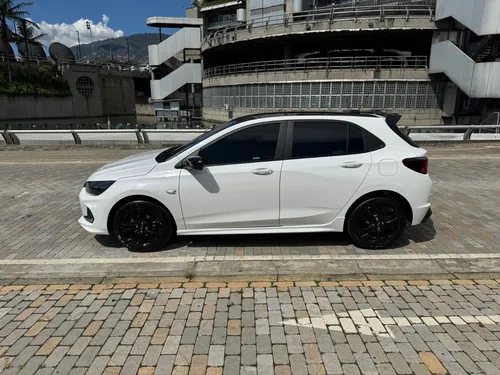 Chevrolet Onix 1.0T Rs Mt