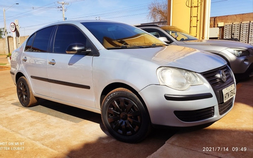 Imagem 3 de 11 de Volkswagen Polo Sedan 2010 1.6 Vht Comfortline Total Flex 4p