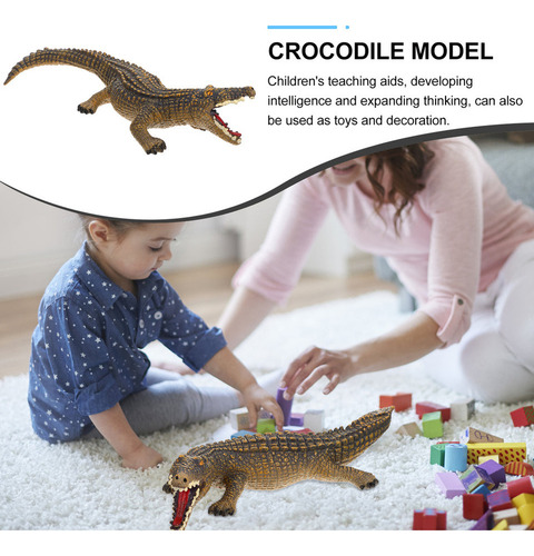 Modelo Animal Simulado Con Figura De Cocodrilo