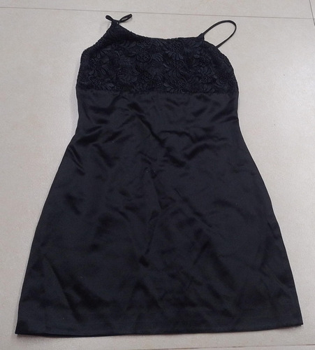 Vestido De Fiesta Talle M De Mujer. Bordado