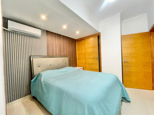 A226 Evaristo Morales - Apartamento Amueblado En Alquiler En Evaristo Morales | 2 Habitaciones | 2.5 Baños | Area Social