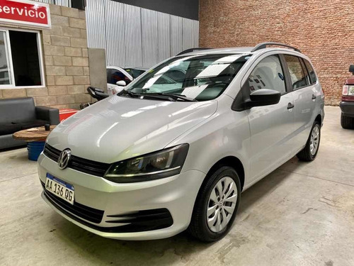 Volkswagen Suran 1.6 Comfortline 101cv 2016