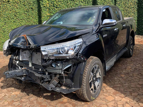 Imagem 1 de 10 de Sucata De Toyota Hilux Srx 2.8 4x4 2020 50th Anniversary