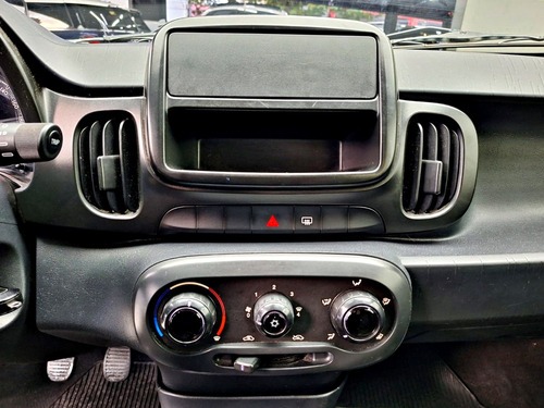 Fiat Mobi 1.0 8V EVO FLEX LIKE. MANUAL