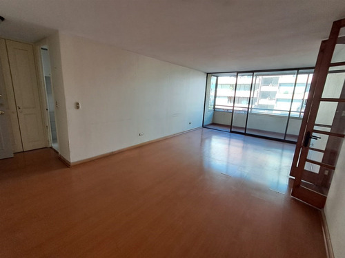 Departamento En Arriendo De 3 Dorm. En Las Condes
